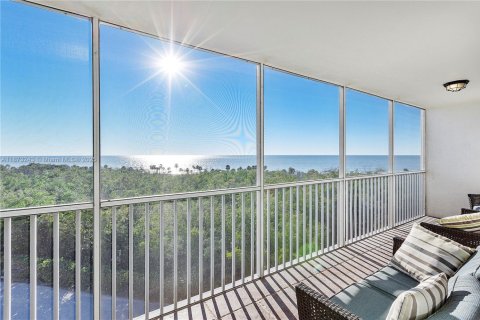 Condominio en Naples, Florida, 3 dormitorios  № 2017133