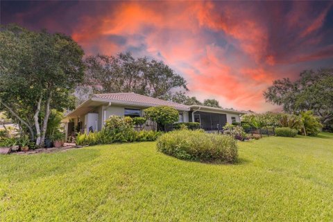 House in Saint Petersburg, Florida 3 bedrooms, 151.52 sq.m. № 1782207 - photo 27