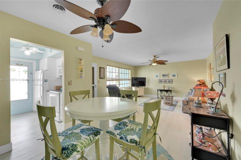 Condominio en venta en Pompano Beach, Florida, 2 dormitorios, 92.9 m2 № 1807668 - foto 7