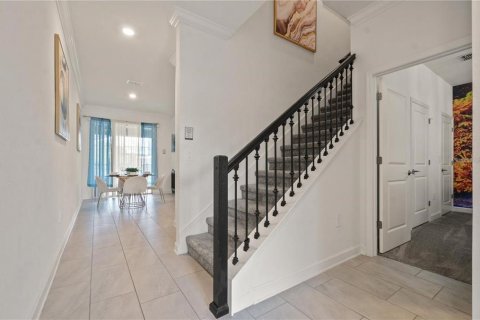 Townhouse in Kissimmee, Florida 4 bedrooms, 177.81 sq.m. № 1774929 - photo 2