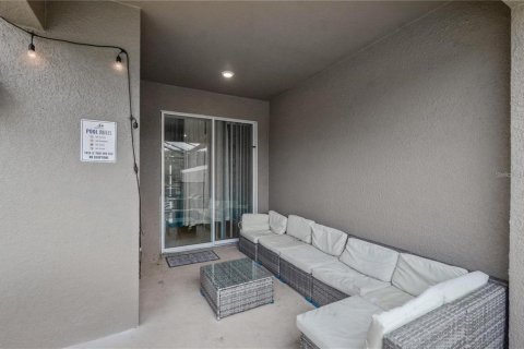 Townhouse in Kissimmee, Florida 4 bedrooms, 177.81 sq.m. № 1774929 - photo 17