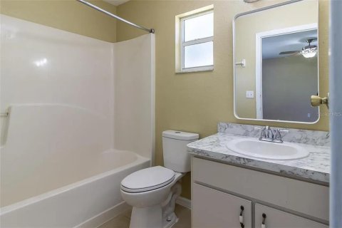 Купить виллу или дом в Белвью, Флорида 7 комнат, 163.51м2, № 2092026 - фото 14