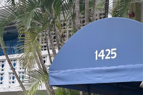 Copropriété à vendre à Hollywood, Floride: 2 chambres, 87.05 m2 № 2013408 - photo 2