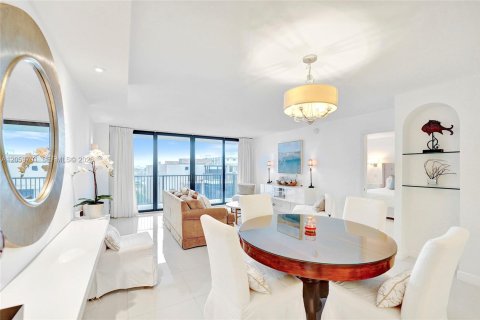 Copropriété à vendre à Hollywood, Floride: 2 chambres, 97.55 m2 № 2246420 - photo 6