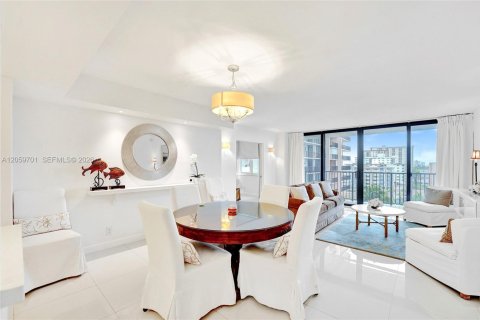 Copropriété à vendre à Hollywood, Floride: 2 chambres, 97.55 m2 № 2246420 - photo 2