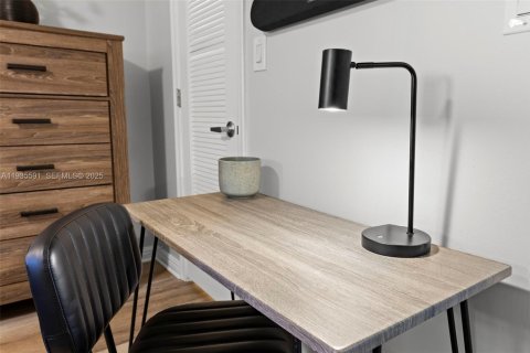 Condo in Fort Lauderdale, Florida, 2 bedrooms  № 1993716 - photo 21