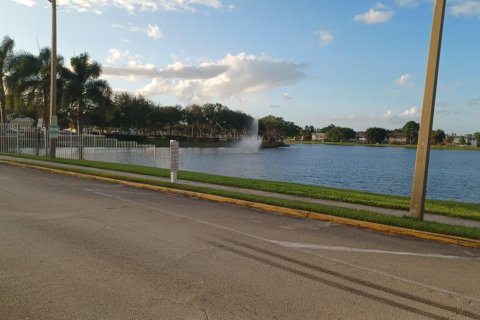 Copropriété à louer à West Palm Beach, Floride: 1 chambre, 63.55 m2 № 2439264 - photo 5