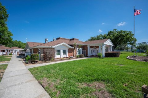 Villa ou maison à vendre à Lakeland, Floride: 2 chambres, 133.87 m2 № 2094319 - photo 26