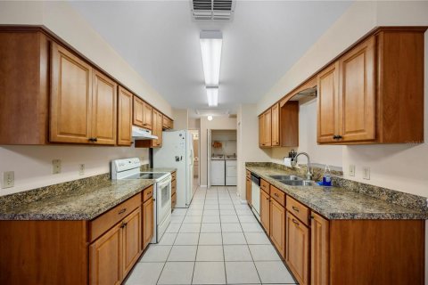 Villa ou maison à vendre à Lakeland, Floride: 2 chambres, 133.87 m2 № 2094319 - photo 12