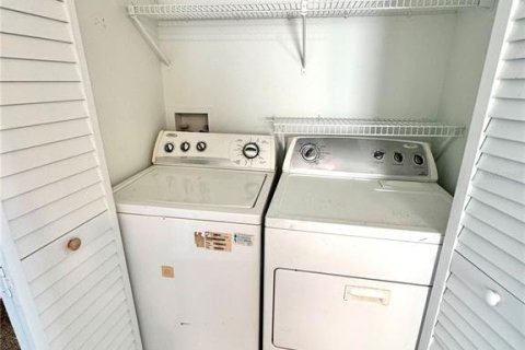 Condominio en alquiler en Kissimmee, Florida, 2 dormitorios, 102.19 m2 № 1902694 - foto 11