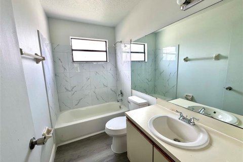 Condominio en alquiler en Kissimmee, Florida, 2 dormitorios, 102.19 m2 № 1902694 - foto 17