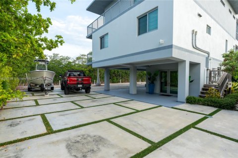 Casa en venta en Key Largo, Florida, 5 dormitorios, 264.59 m2 № 2014374 - foto 18