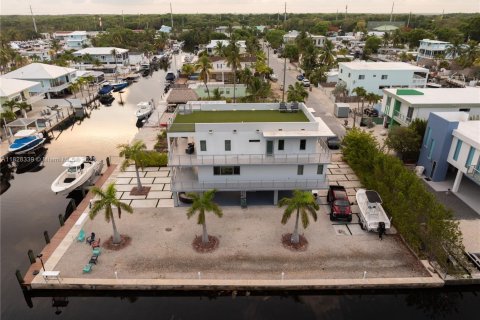 Casa en venta en Key Largo, Florida, 5 dormitorios, 264.59 m2 № 2014374 - foto 4