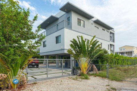 Casa en venta en Key Largo, Florida, 5 dormitorios, 264.59 m2 № 2014374 - foto 24