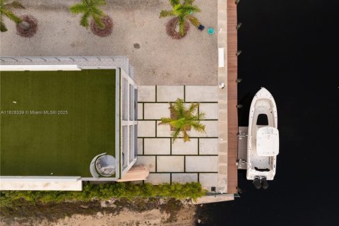 Casa en venta en Key Largo, Florida, 5 dormitorios, 264.59 m2 № 2014374 - foto 19