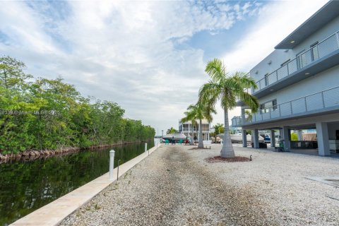 Casa en venta en Key Largo, Florida, 5 dormitorios, 264.59 m2 № 2014374 - foto 23