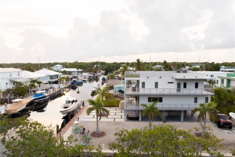 Casa en venta en Key Largo, Florida, 5 dormitorios, 264.59 m2 № 2014374 - foto 3
