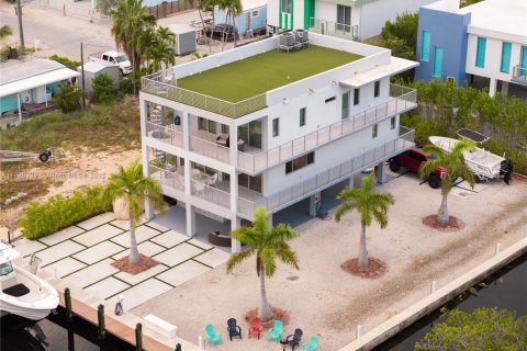 Casa en venta en Key Largo, Florida, 5 dormitorios, 264.59 m2 № 2014374 - foto 7