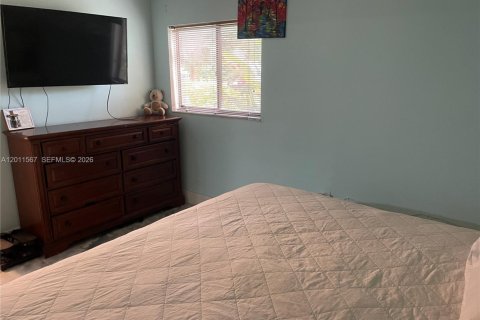 Condominio en venta en Miami, Florida, 3 dormitorios, 99.41 m2 № 2075281 - foto 15
