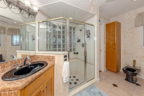 Condo in Englewood, Florida, 3 bedrooms  № 1913393 - photo 19