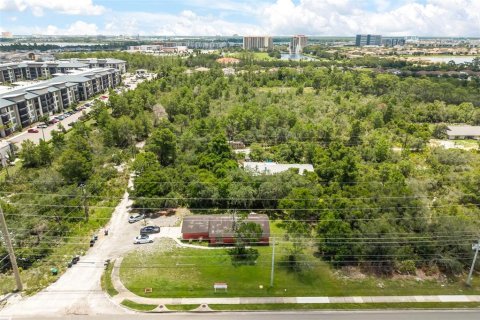 House in Orlando, Florida 3 bedrooms, 112.41 sq.m. № 2216173 - photo 29