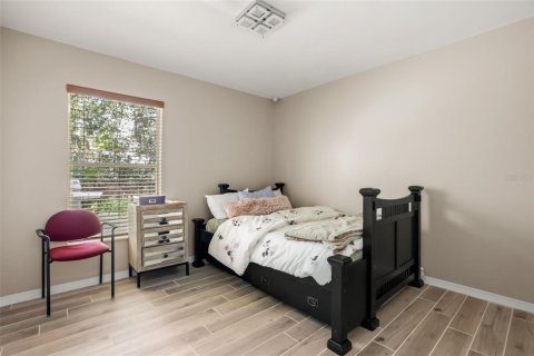 House in Orlando, Florida 3 bedrooms, 112.41 sq.m. № 2216173 - photo 20
