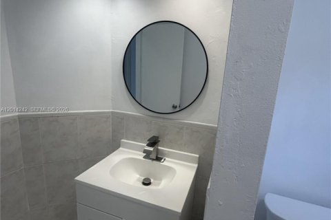 Adosado en alquiler en Miramar, Florida, 3 dormitorios, 113.34 m2 № 2078096 - foto 20
