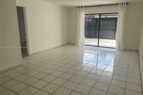Adosado en alquiler en Miramar, Florida, 3 dormitorios, 113.34 m2 № 2078096 - foto 5