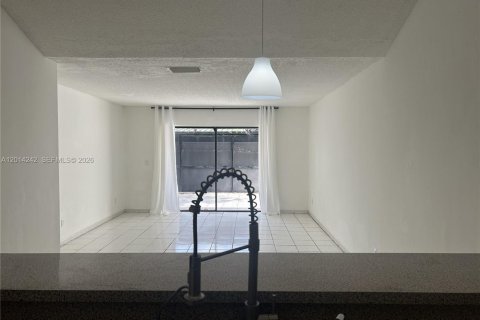 Adosado en alquiler en Miramar, Florida, 3 dormitorios, 113.34 m2 № 2078096 - foto 9