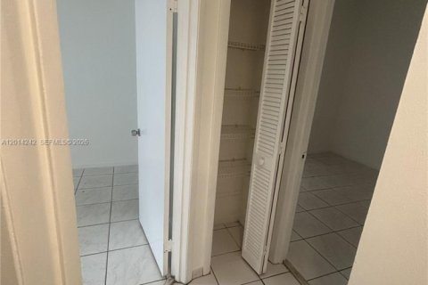 Adosado en alquiler en Miramar, Florida, 3 dormitorios, 113.34 m2 № 2078096 - foto 18