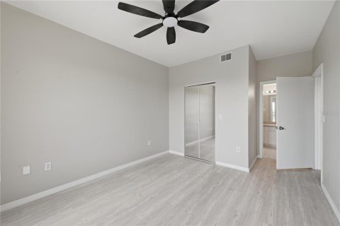 Condominio en alquiler en Orlando, Florida, 2 dormitorios, 99.68 m2 № 2198473 - foto 18