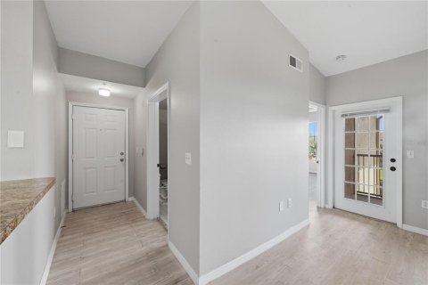 Condominio en alquiler en Orlando, Florida, 2 dormitorios, 99.68 m2 № 2198473 - foto 6