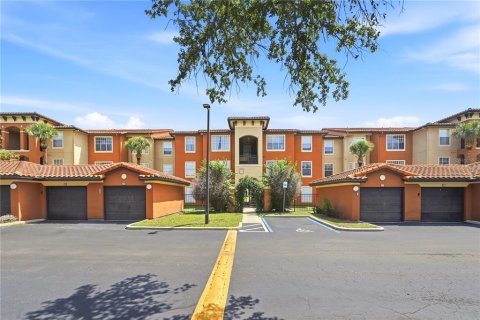 Condo in Orlando, Florida, 2 bedrooms № 2198473