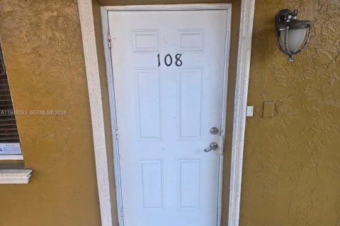 Снять в аренду квартиру в Холливуд, Флорида 1 спальня, 82.59м2, № 2005132 - фото 13