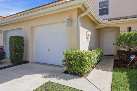 Touwnhouse à vendre à Jupiter, Floride: 2 chambres, 107.3 m2 № 2187392 - photo 3