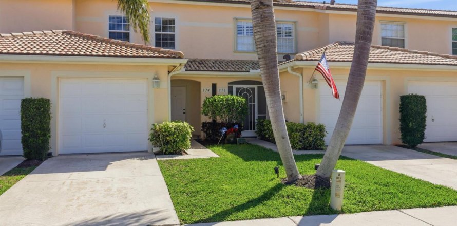 Touwnhouse à Jupiter, Floride 2 chambres, 107.3 m2 № 2187392