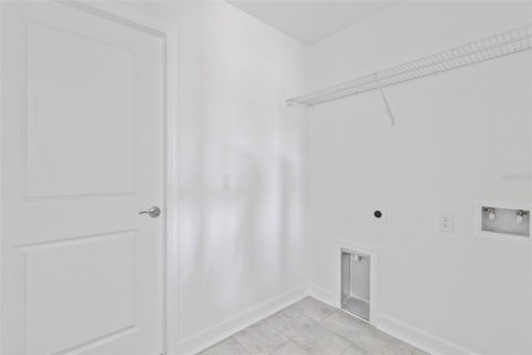 House in Port Charlotte, Florida 3 bedrooms, 112.23 sq.m. № 2155880 - photo 19