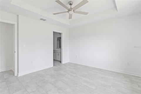 House in Port Charlotte, Florida 3 bedrooms, 112.23 sq.m. № 2155880 - photo 23
