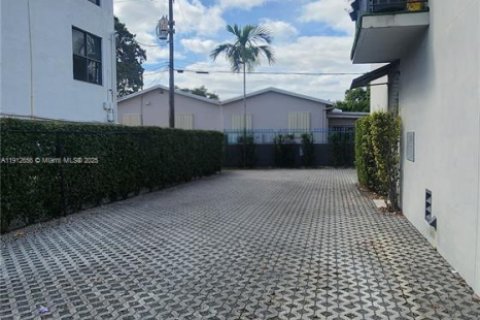 Copropriété à louer à Miami, Floride: 1 chambre, 55.74 m2 № 1969466 - photo 15