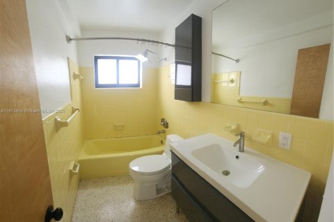 Copropriété à louer à Miami, Floride: 1 chambre, 55.74 m2 № 1969466 - photo 9