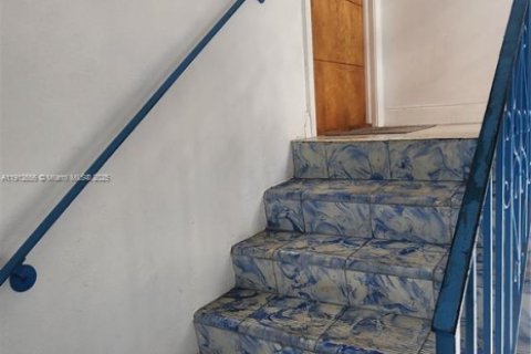 Copropriété à louer à Miami, Floride: 1 chambre, 55.74 m2 № 1969466 - photo 3