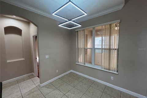 House in Ocoee, Florida 4 bedrooms, 234.02 sq.m. № 1912433 - photo 5
