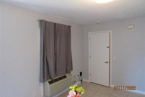 Adosado en alquiler en Davenport, Florida, 32.52 m2 № 1834760 - foto 7