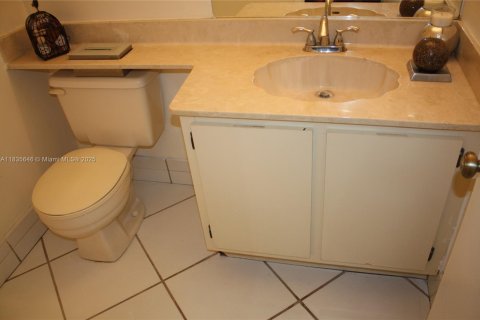 Adosado en venta en Miami, Florida, 3 dormitorios, 175.59 m2 № 1818561 - foto 28