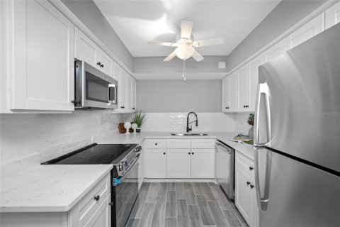 Condo in Clearwater, Florida, 1 bedroom  № 2098671 - photo 9