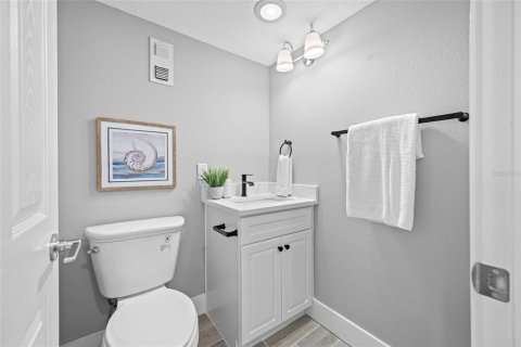 Condo in Clearwater, Florida, 1 bedroom  № 2098671 - photo 16