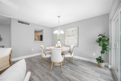 Condo in Clearwater, Florida, 1 bedroom  № 2098671 - photo 14