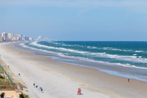 Condominio en venta en Ponce Inlet, Florida, 3 dormitorios, 217.11 m2 № 2102445 - foto 17