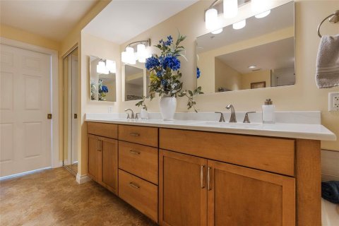 Condominio en venta en Ponce Inlet, Florida, 3 dormitorios, 217.11 m2 № 2102445 - foto 25