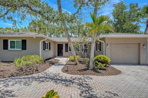 Casa en venta en Sarasota, Florida, 3 dormitorios, 153.47 m2 № 1747021 - foto 3
